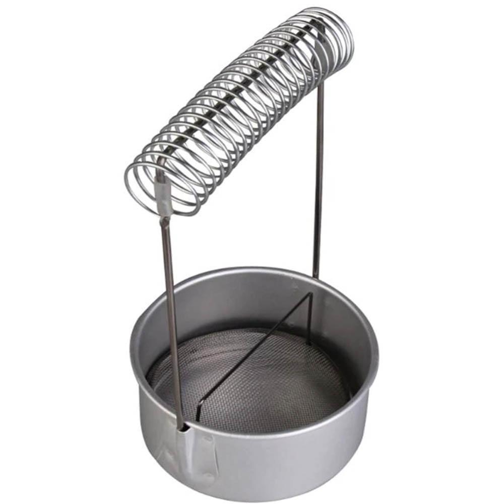 Brush holder with cleaning function